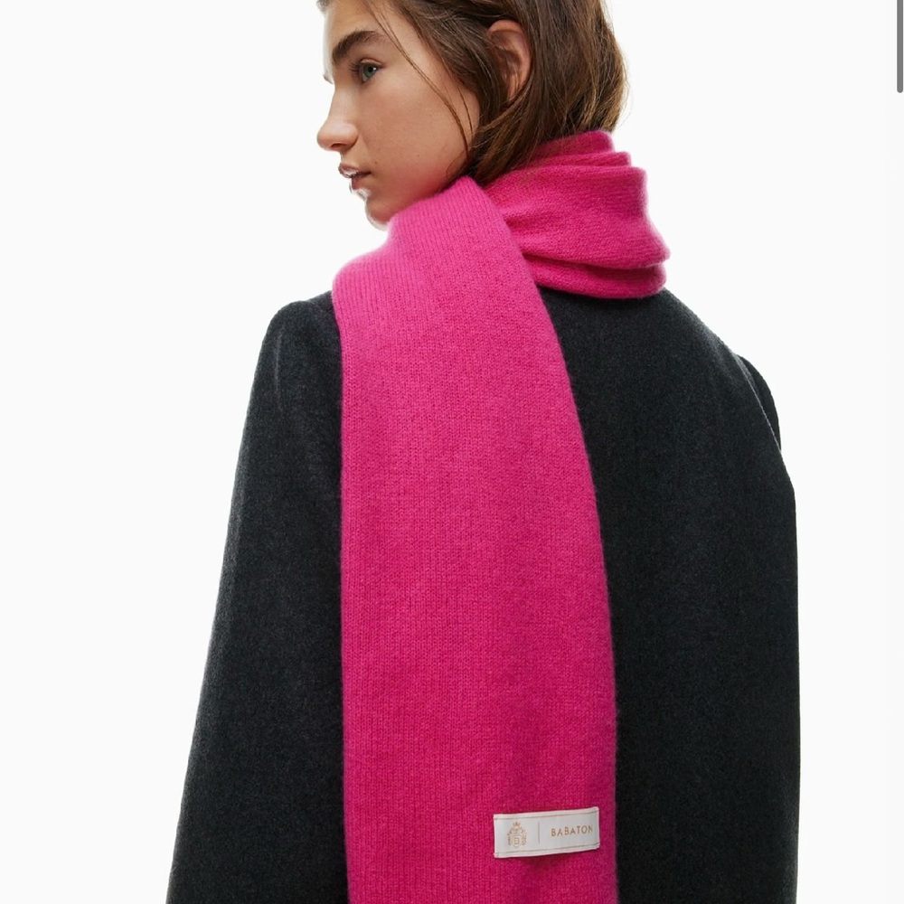 Babaton 100% Cashmere Maine Scarf